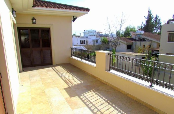 Image No.9-4 Bed Villa for sale