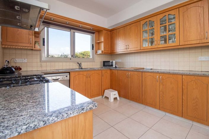 Image No.8-3 Bed Villa for sale