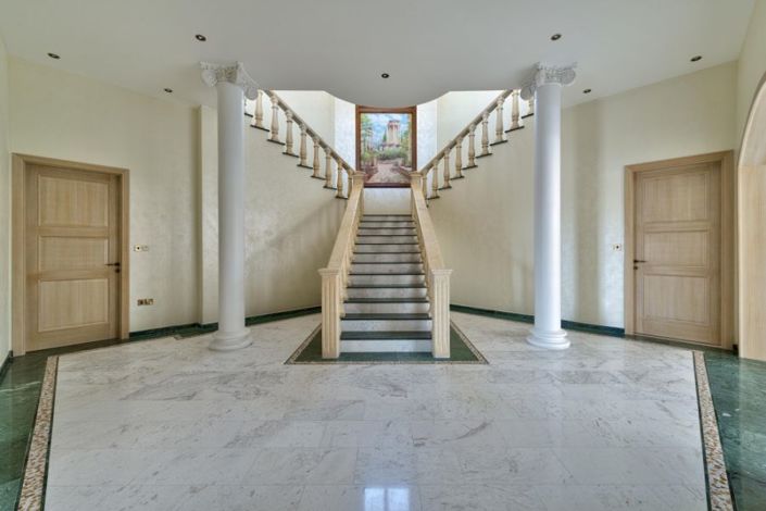Image No.7-5 Bed Villa for sale