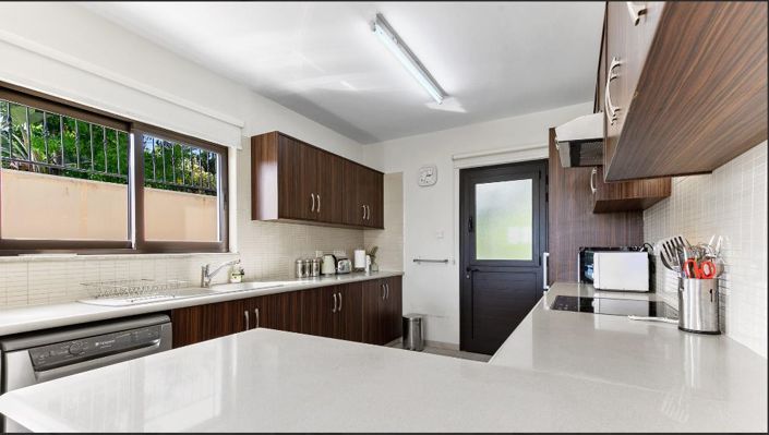 Image No.9-4 Bed Villa for sale