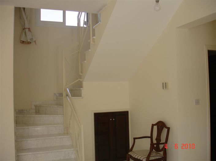 Image No.18-3 Bed Villa for sale