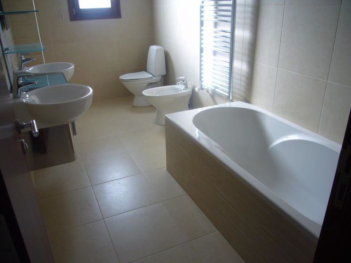 Image No.12-10 Bed Villa for sale