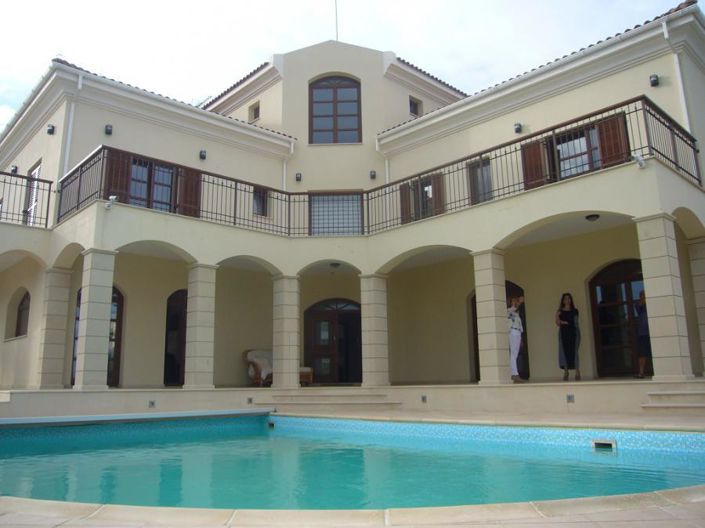 Image No.2-10 Bed Villa for sale