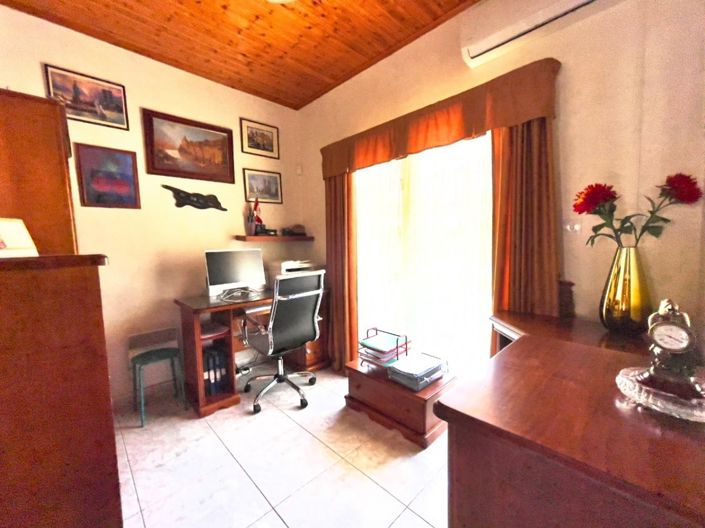 Image No.13-4 Bed Villa for sale