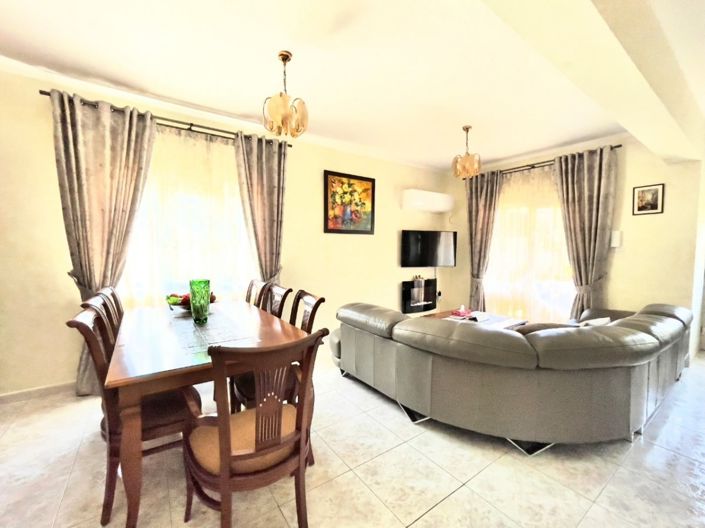 Image No.4-4 Bed Villa for sale