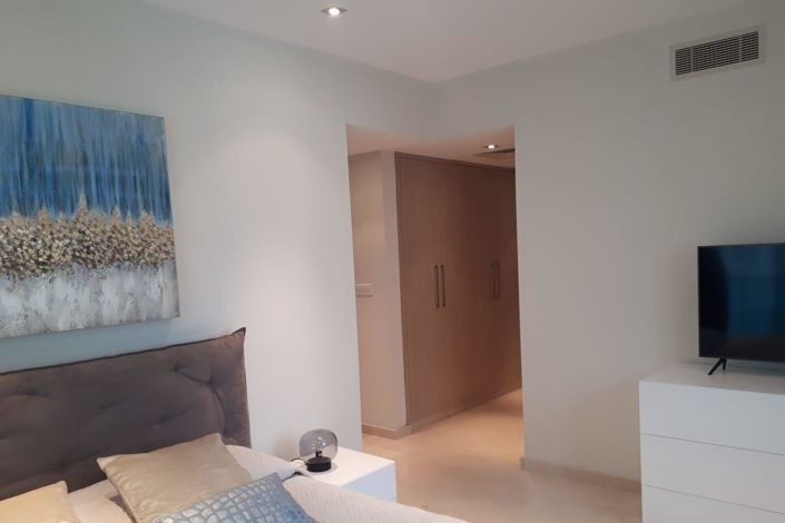 Image No.10-2 Bed Apartment for sale