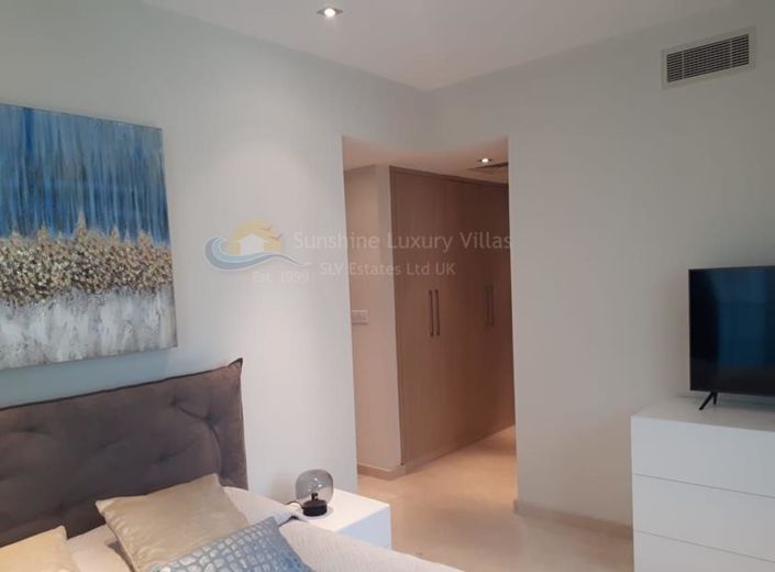Image No.11-2 Bed Apartment for sale