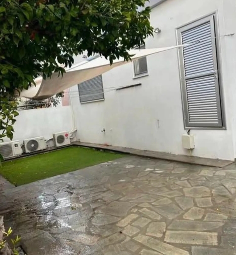 Image No.2-3 Bed Villa for sale
