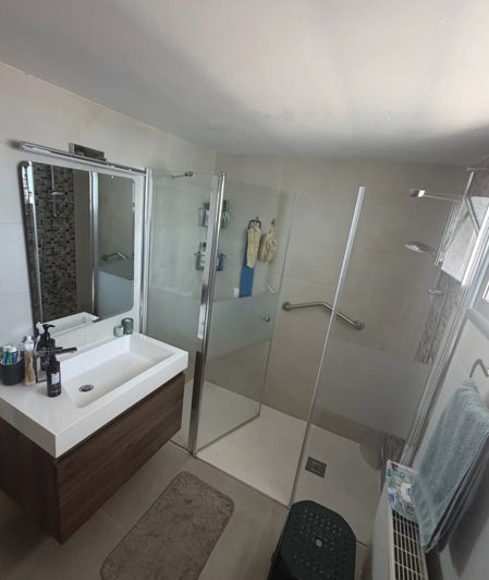 Image No.11-3 Bed Property for sale