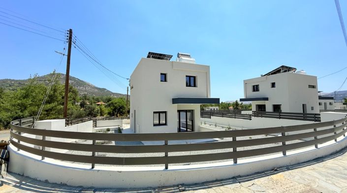 Image No.2-2 Bed Villa for sale