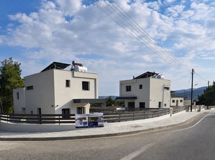 Image No.4-2 Bed Villa for sale