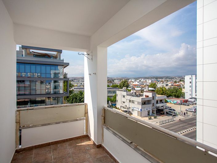 Image No.17-4 Bed Property for sale