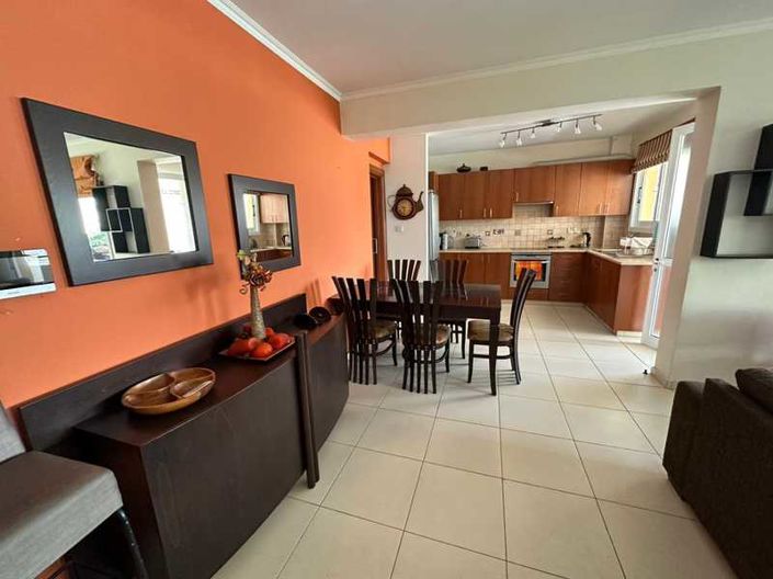 Image No.4-Appartement de 3 chambres à vendre à Mesa Geitonia