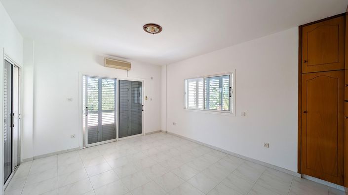 Image No.15-3 Bed Villa for sale