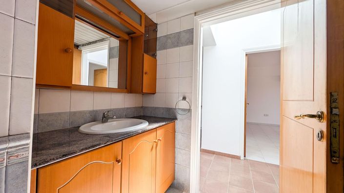 Image No.18-3 Bed Villa for sale