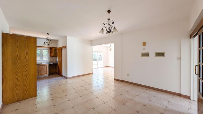 Image No.6-3 Bed Villa for sale