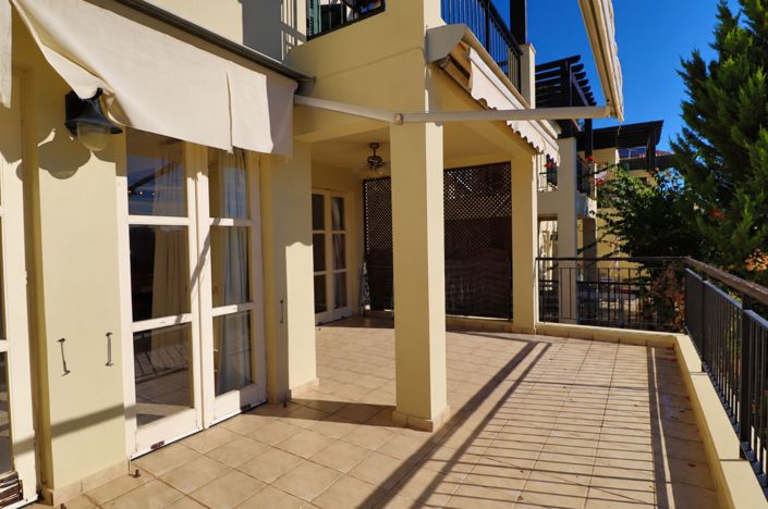 Image No.16-2 Bed Townhouse for sale