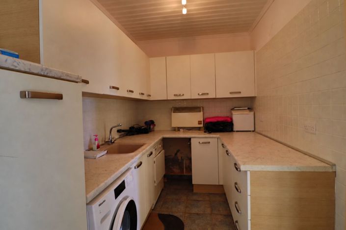 Image No.22-2 Bed Townhouse for sale