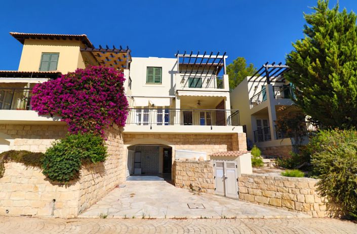 Image No.29-2 Bed Townhouse for sale