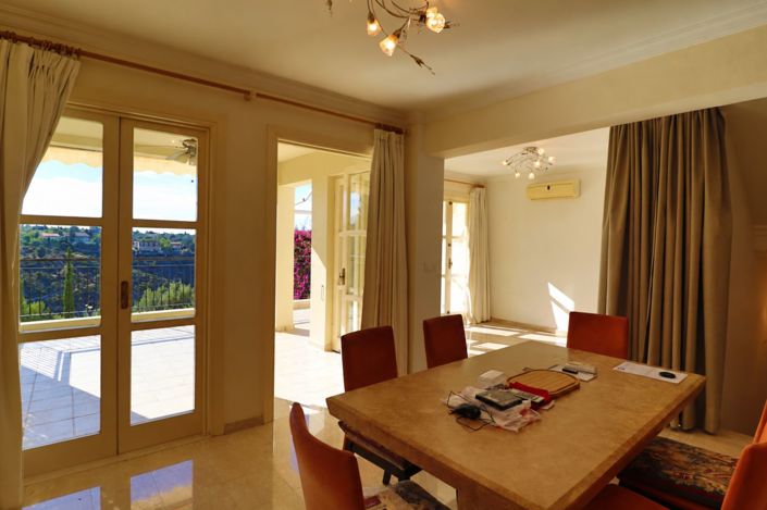Image No.3-2 Bed Townhouse for sale