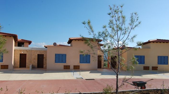Image No.10-2 Bed Townhouse for sale