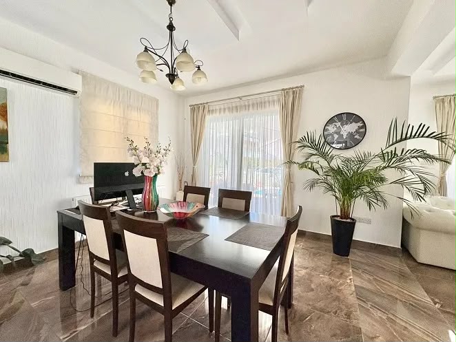 Image No.4-3 Bed Villa for sale