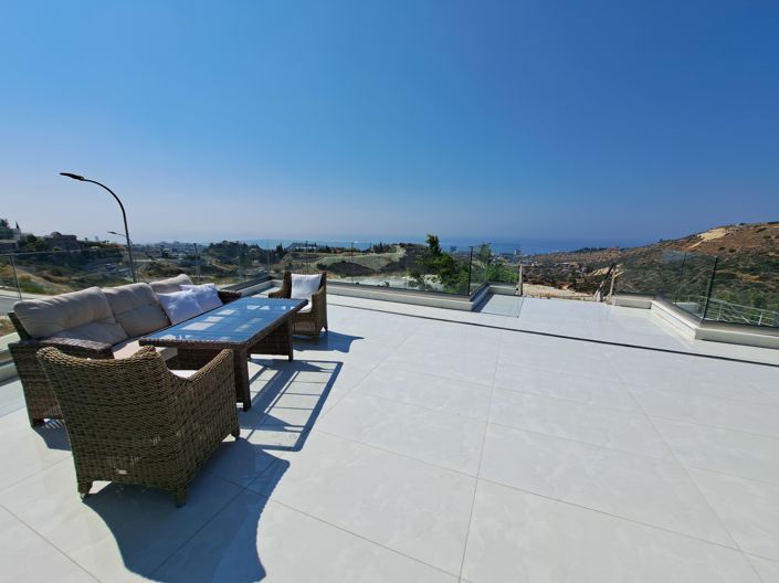 Image No.35-8 Bed Villa for sale