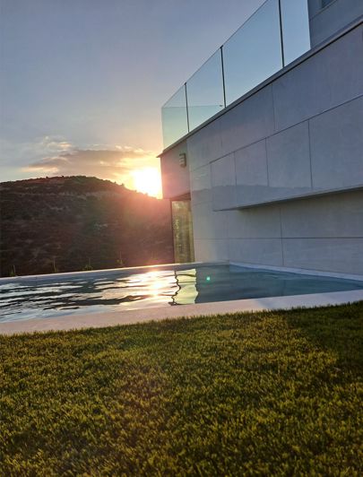 Image No.38-8 Bed Villa for sale