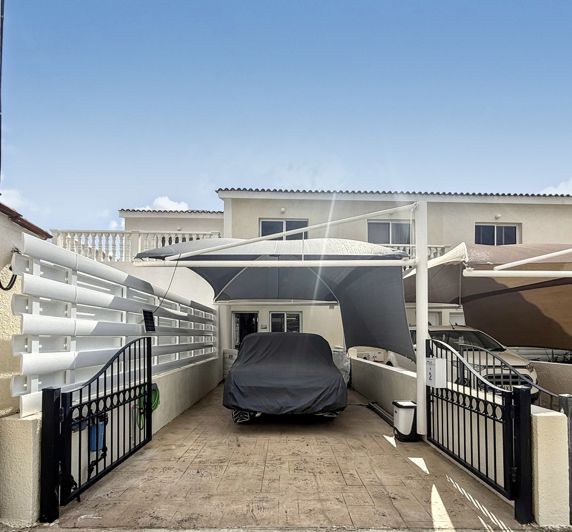 Image No.24-2 Bed Townhouse for sale