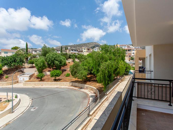 Image No.12-2 Bed Apartment for sale
