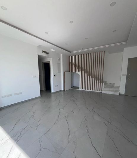 Image No.2-3 Bed Property for sale