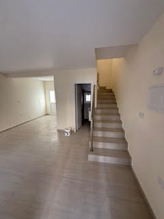 Image No.4-2 Bed Townhouse for sale
