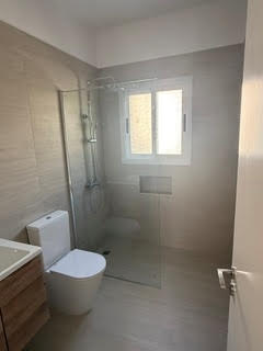 Image No.8-2 Bed Townhouse for sale