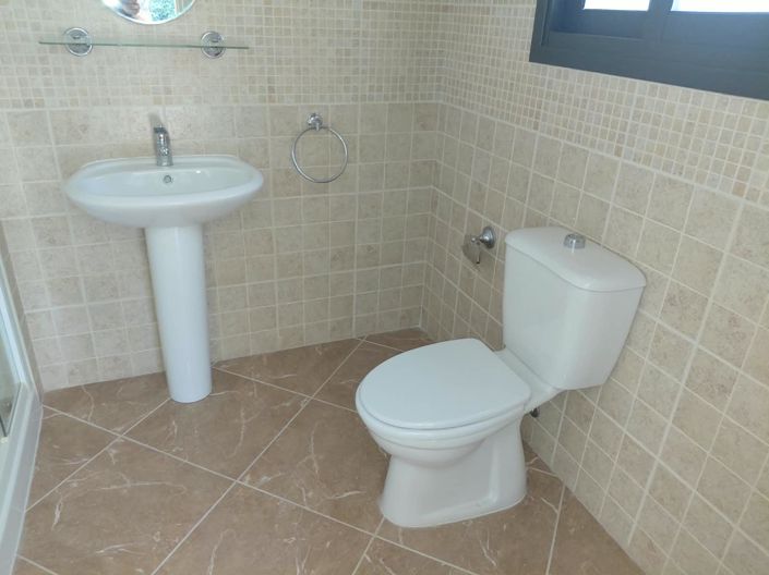 Image No.12-4 Bed Villa for sale