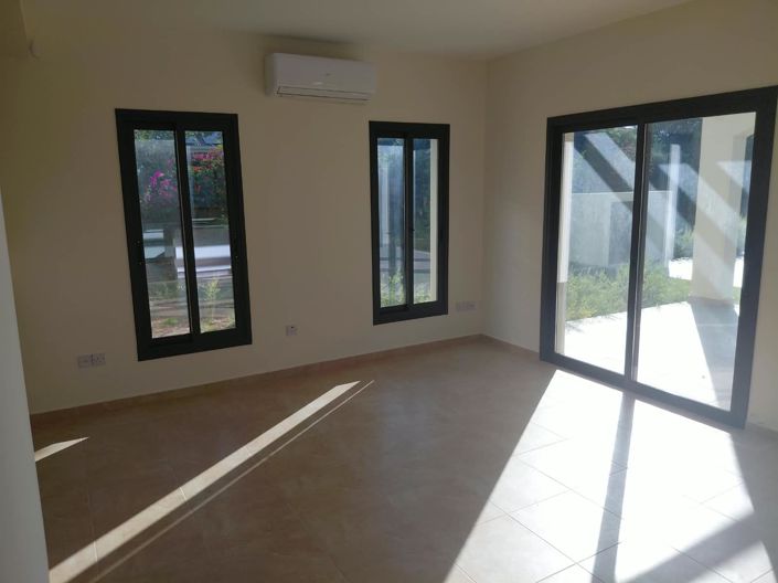 Image No.4-4 Bed Villa for sale