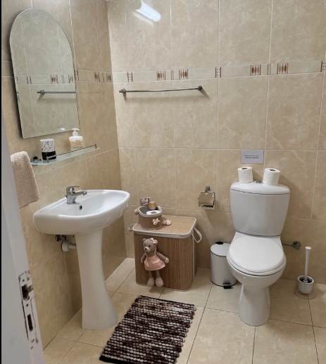 Image No.12-2 Bed Apartment for sale