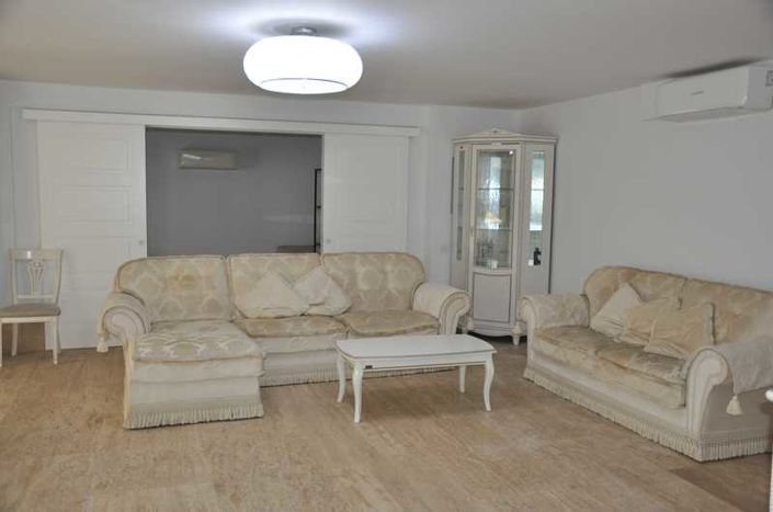 Image No.10-4 Bed Villa for sale