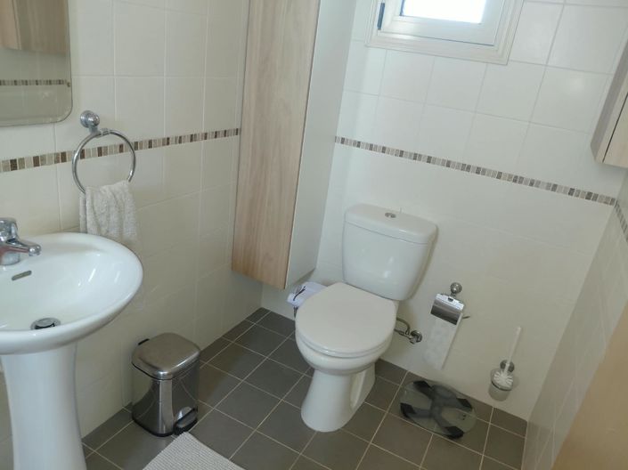 Image No.12-2 Bed Apartment for sale