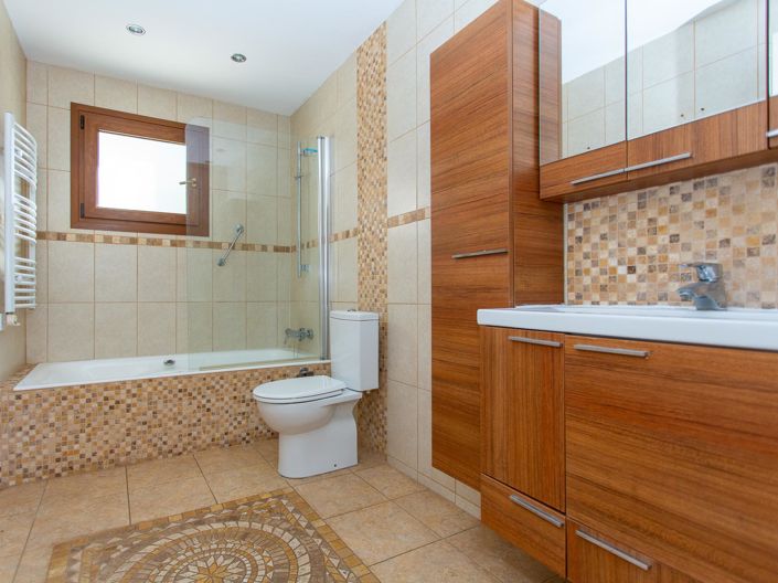 Image No.16-3 Bed Bungalow for sale