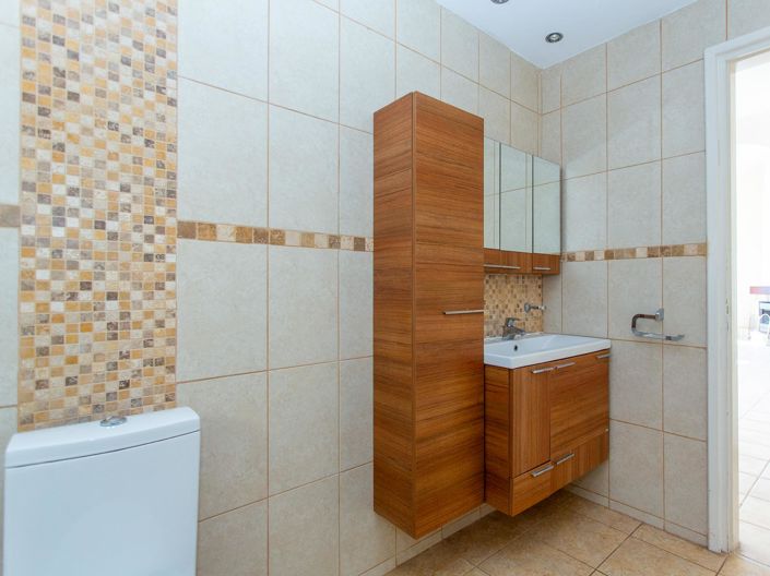 Image No.17-3 Bed Bungalow for sale