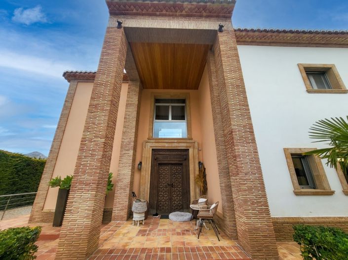 Image No.16-5 Bed Villa for sale