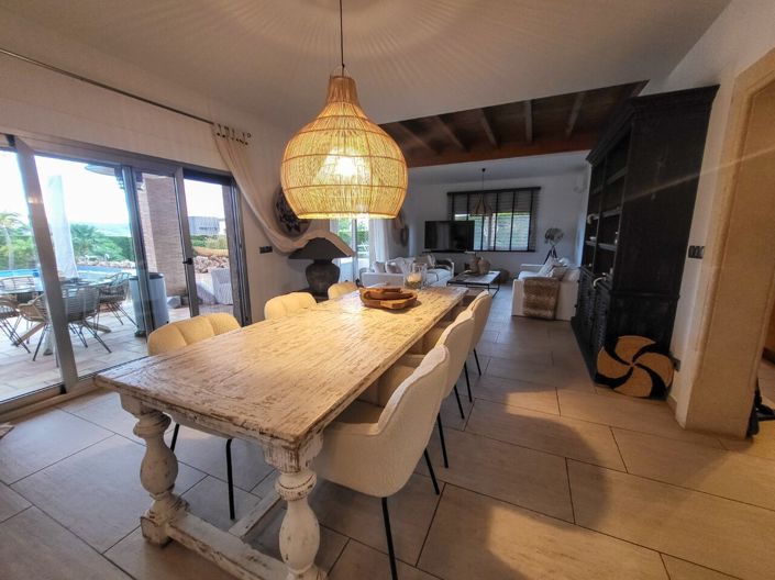 Image No.18-5 Bed Villa for sale