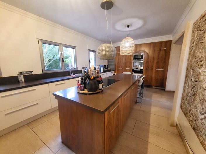 Image No.21-5 Bed Villa for sale