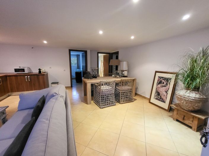 Image No.43-5 Bed Villa for sale