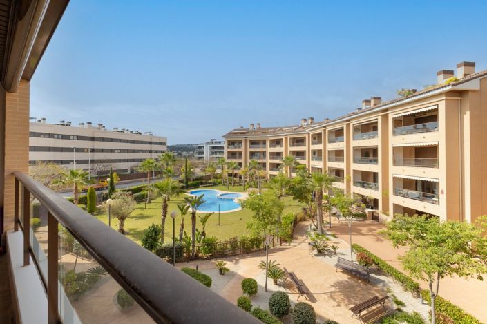 Image No.1-3 Bed Apartment for sale