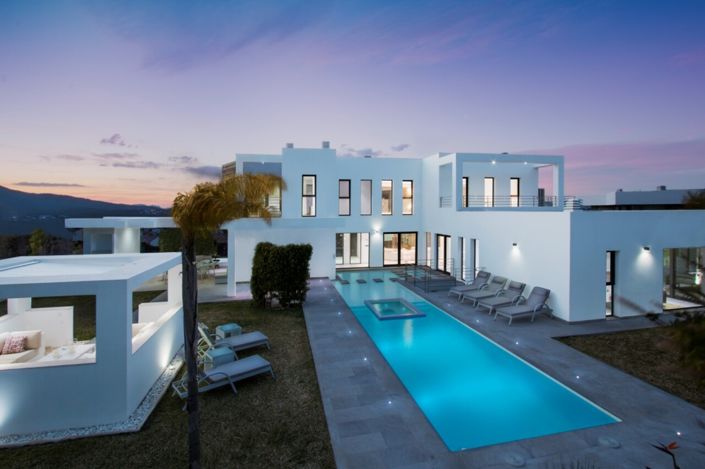 Image No.1-5 Bed Villa for sale