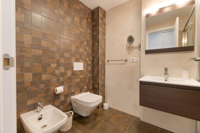 1894-apartment-for-sale-in-avenida-paris-bloq