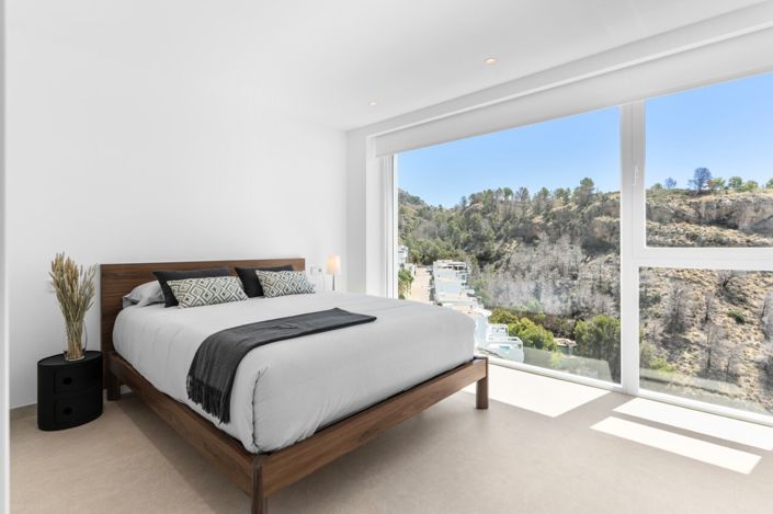 Image No.4-4 Bed Villa for sale