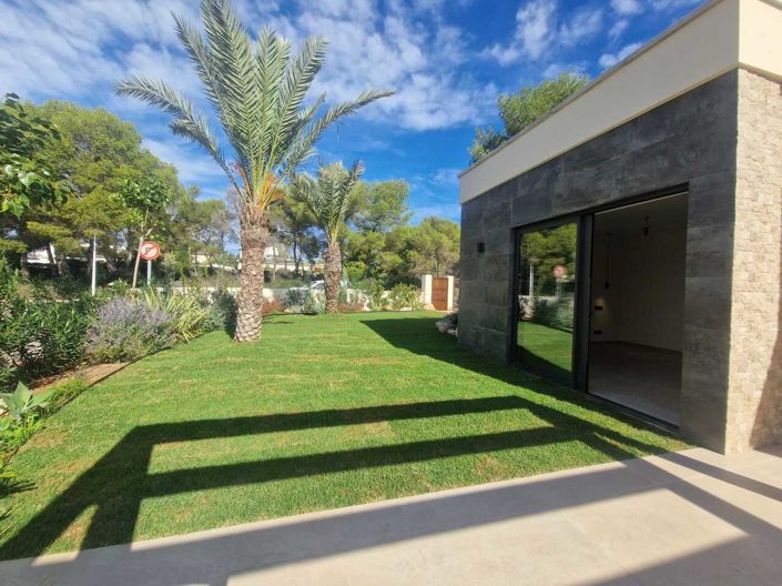 Image No.13-3 Bed Villa for sale