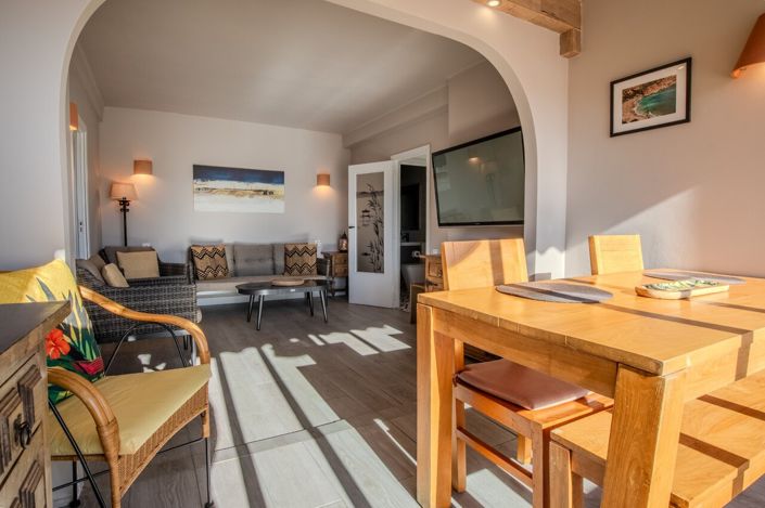 Image No.23-3 Bed Apartment for sale